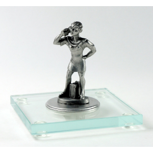 Miniatur Geschäftsfrau auf Glassockel