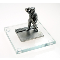 Miniatur Pilot auf Glassockel