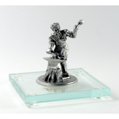 Miniatur Schmied auf Glassockel