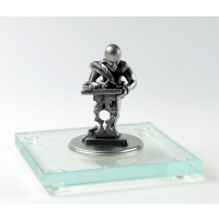 Miniatur Schriftsteller auf Glassockel