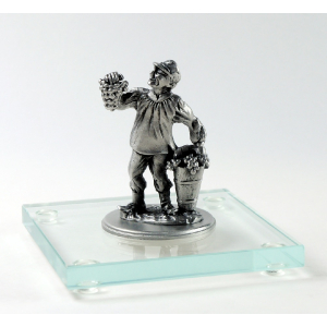 Miniatur Weinbauer auf Glassockel