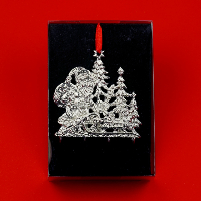 3D-Zinnminiatur Weihnachtsmann mit Geschenken - SilverStylePewter