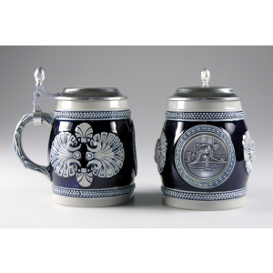 Keramik-Bierkrug blau Kegeln