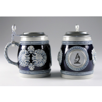 Keramik-Bierkrug blau "Mikroskop"