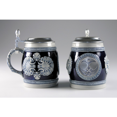 Keramik-Bierkrug blau Tischtennis