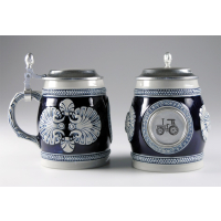 Keramik-Bierkrug blau "Traktor"