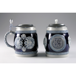 Keramik-Bierkrug blau 85-jähriges Jubiläum