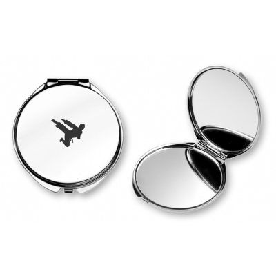 Schminkspiegel "Karatekämpferin"